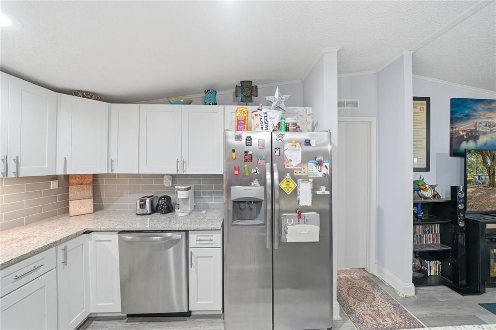 Active With Contract: $279,000 (4 beds, 2 baths, 1782 Square Feet)