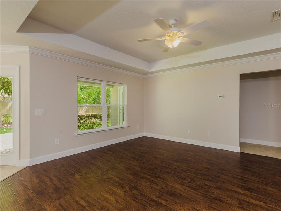 For Rent: $2,200 (3 beds, 2 baths, 1479 Square Feet)