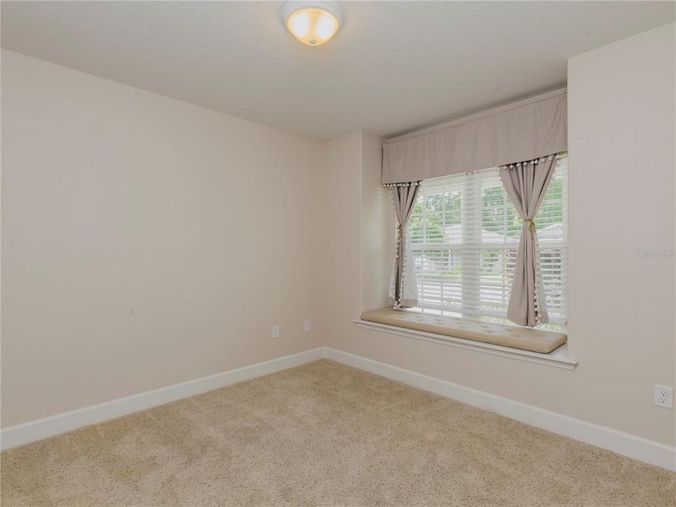 For Rent: $2,200 (3 beds, 2 baths, 1479 Square Feet)