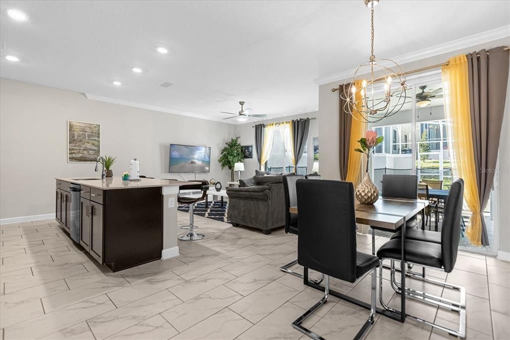 For Sale: $474,900 (4 beds, 3 baths, 1914 Square Feet)