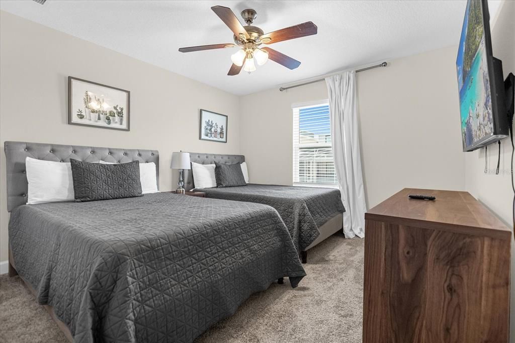 For Sale: $474,900 (4 beds, 3 baths, 1914 Square Feet)