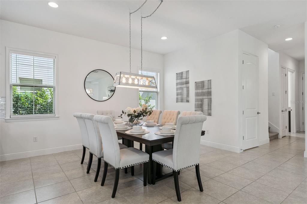 待售: $1,025,000 (5 贝兹, 4 浴室, 3339 平方英尺)