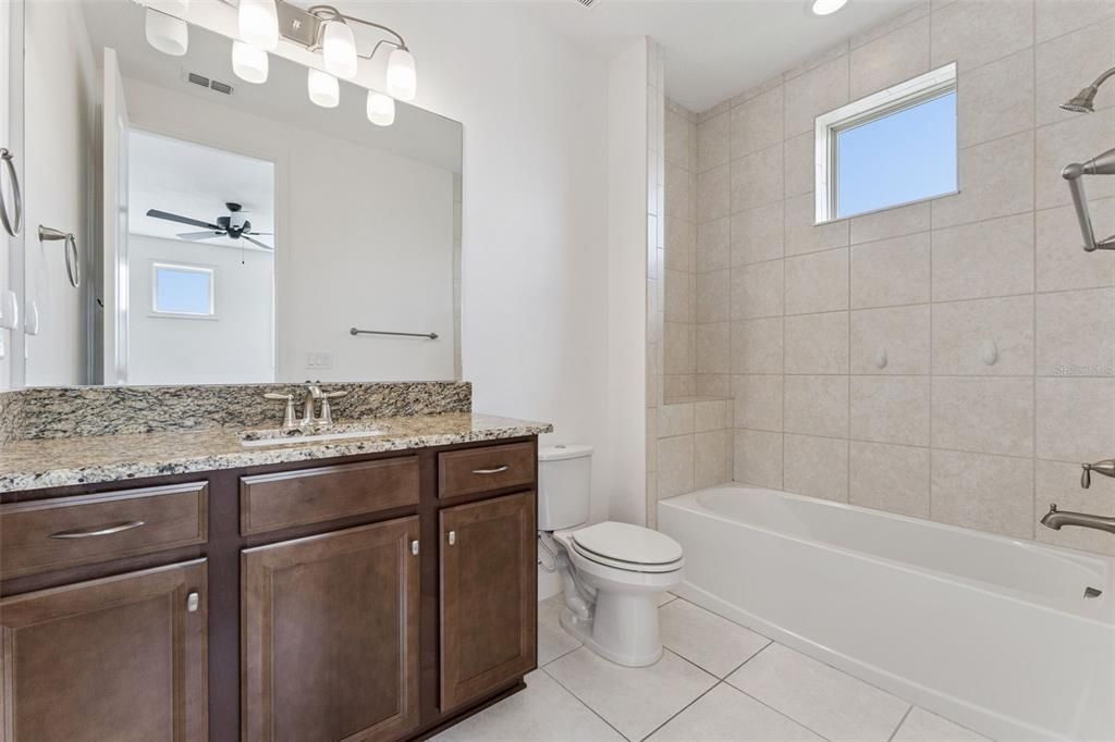 待售: $1,025,000 (5 贝兹, 4 浴室, 3339 平方英尺)