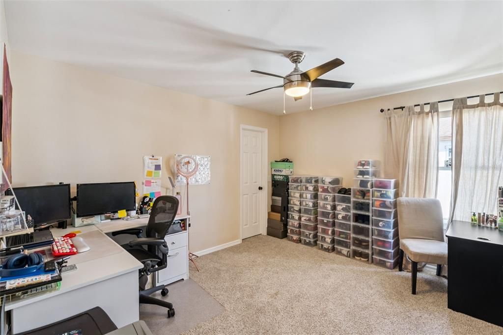 Active With Contract: $630,000 (6 beds, 4 baths, 3413 Square Feet)