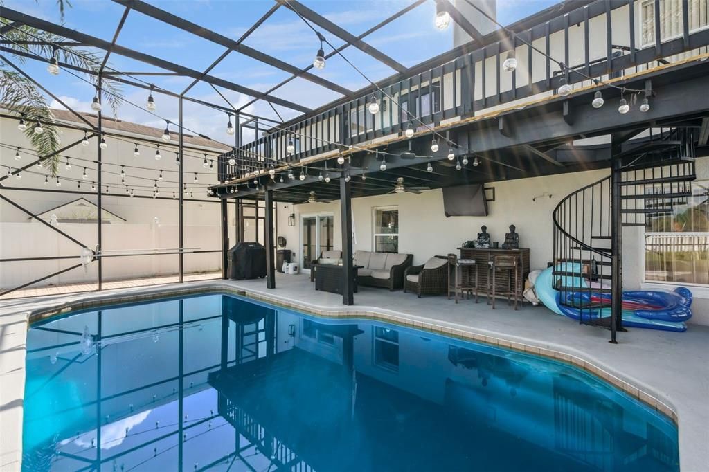 Active With Contract: $630,000 (6 beds, 4 baths, 3413 Square Feet)