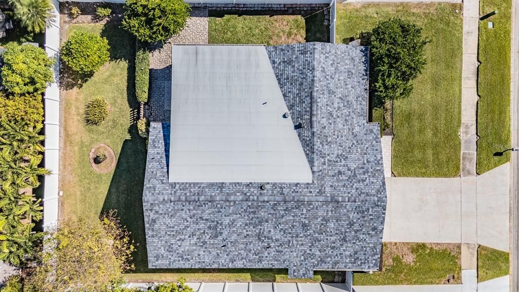 Activo con contrato: $430,000 (3 camas, 2 baños, 1722 Pies cuadrados)