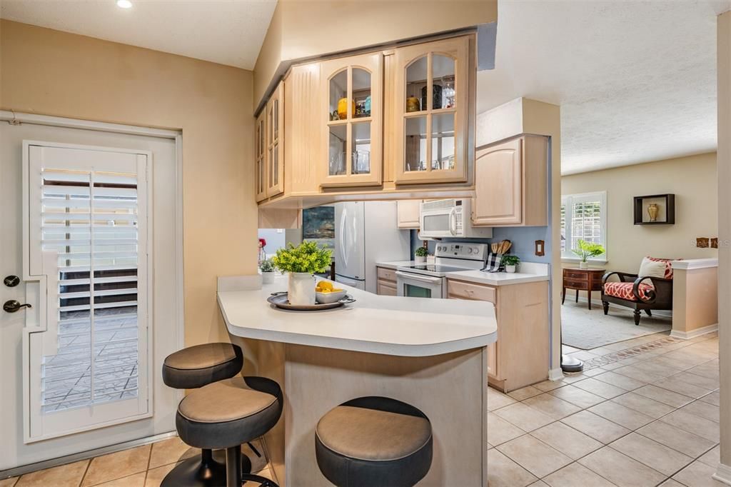 Activo con contrato: $430,000 (3 camas, 2 baños, 1722 Pies cuadrados)