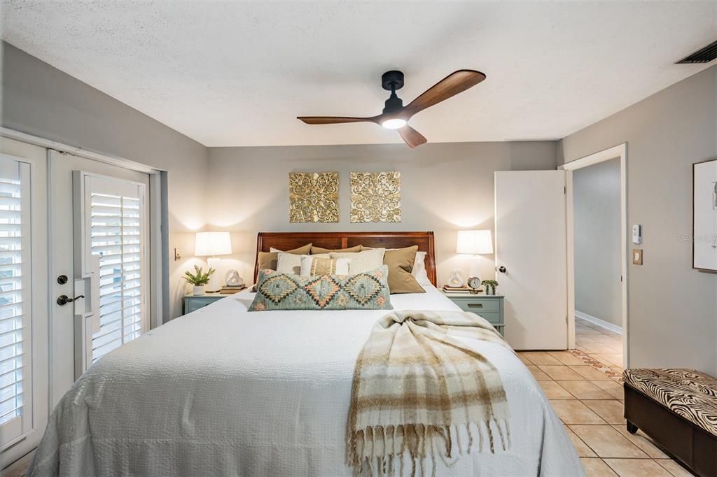 Activo con contrato: $430,000 (3 camas, 2 baños, 1722 Pies cuadrados)