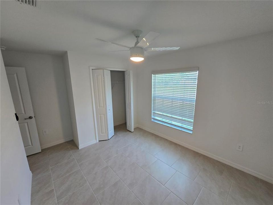 В аренду: $2,000 (4 спален, 2 ванн, 1918 Квадратных фут)