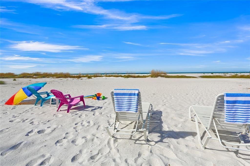 En Venta: $1,800,000 (3 camas, 4 baños, 2804 Pies cuadrados)