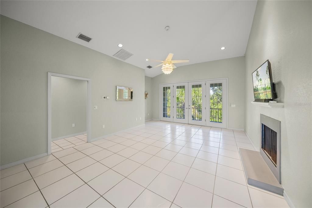 En Venta: $1,800,000 (3 camas, 4 baños, 2804 Pies cuadrados)