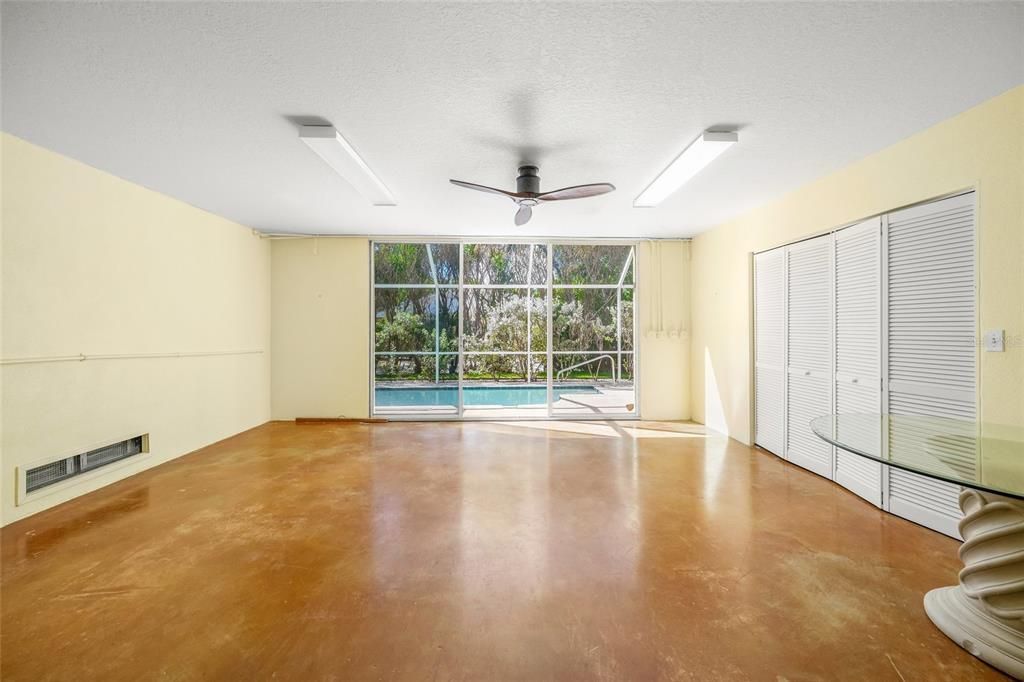 En Venta: $1,800,000 (3 camas, 4 baños, 2804 Pies cuadrados)