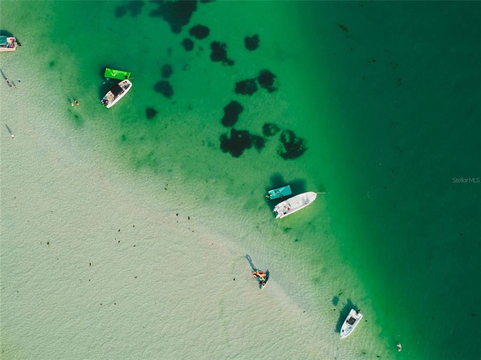 En Venta: $1,800,000 (3 camas, 4 baños, 2804 Pies cuadrados)