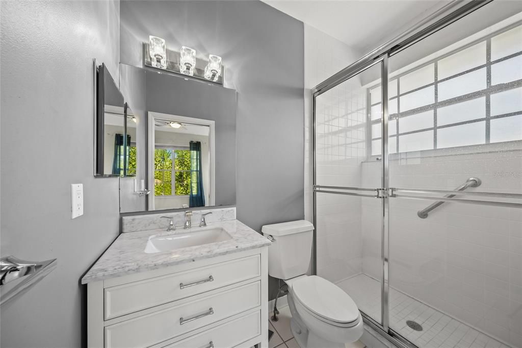 En Venta: $1,800,000 (3 camas, 4 baños, 2804 Pies cuadrados)