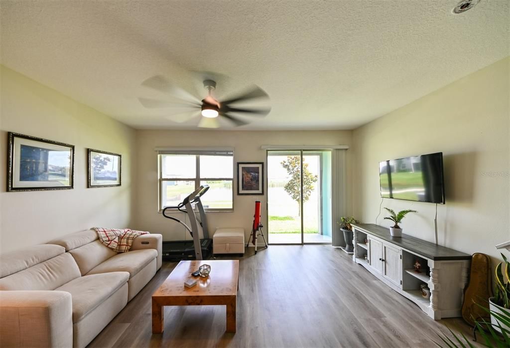 For Sale: $309,900 (3 beds, 2 baths, 1796 Square Feet)