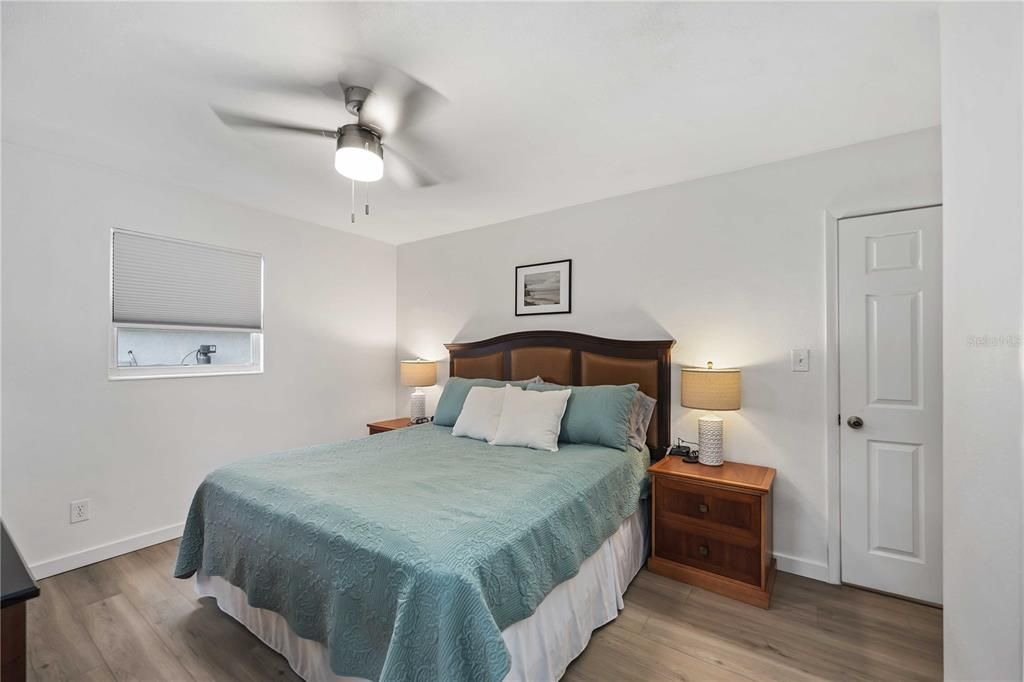 待售: $400,000 (2 贝兹, 0 浴室, 1152 平方英尺)