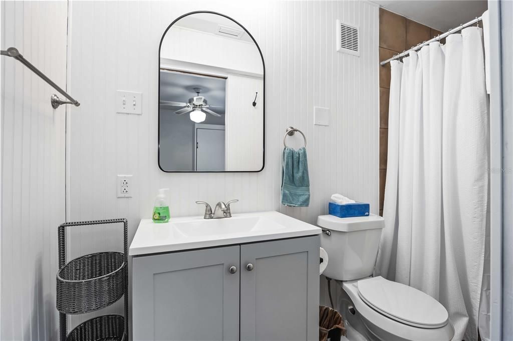 待售: $400,000 (2 贝兹, 0 浴室, 1152 平方英尺)