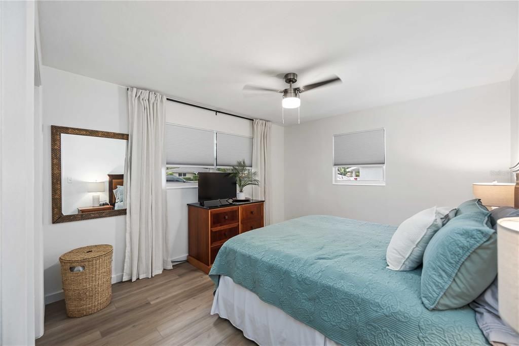 待售: $400,000 (2 贝兹, 0 浴室, 1152 平方英尺)