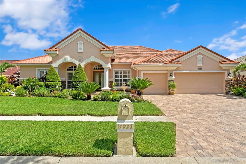 For Sale: $929,900 (4 beds, 3 baths, 3621 Square Feet)