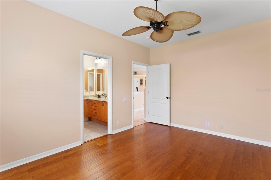 For Sale: $929,900 (4 beds, 3 baths, 3621 Square Feet)