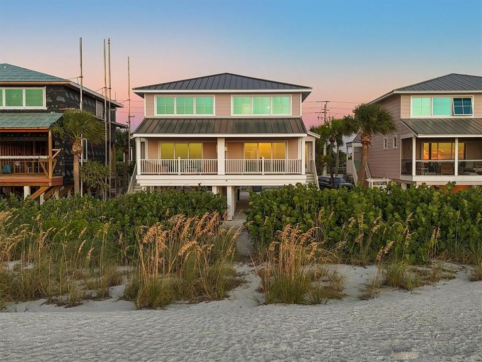 待售: $3,795,000 (3 贝兹, 3 浴室, 1514 平方英尺)