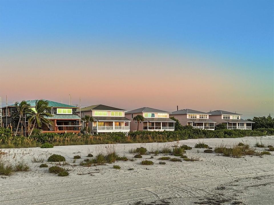 待售: $3,795,000 (3 贝兹, 3 浴室, 1514 平方英尺)