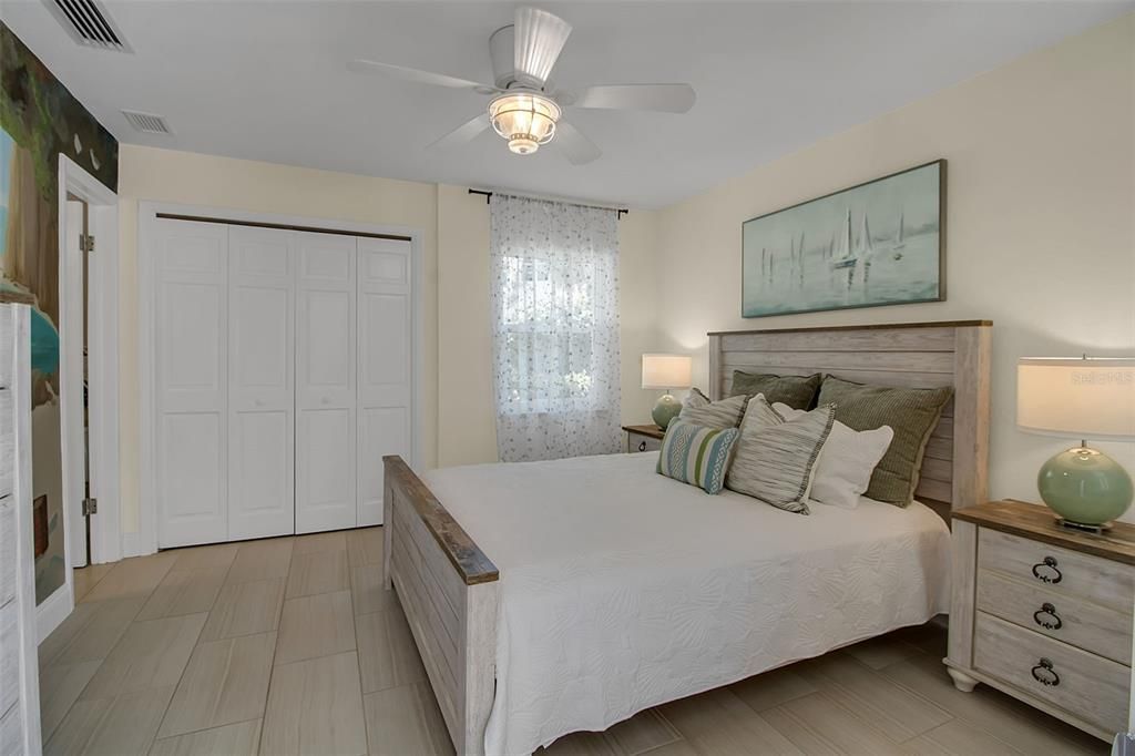 For Sale: $2,750,000 (4 beds, 2 baths, 2212 Square Feet)