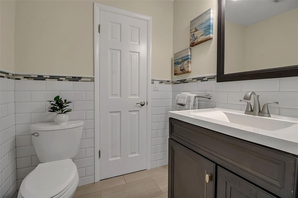 For Sale: $2,750,000 (4 beds, 2 baths, 2212 Square Feet)