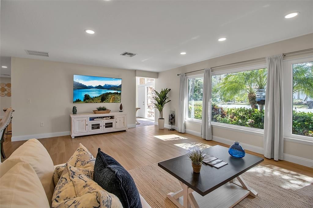 For Sale: $2,750,000 (4 beds, 2 baths, 2212 Square Feet)