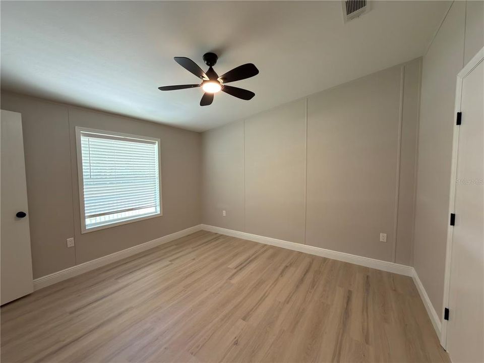 待售: $214,900 (4 贝兹, 2 浴室, 1588 平方英尺)