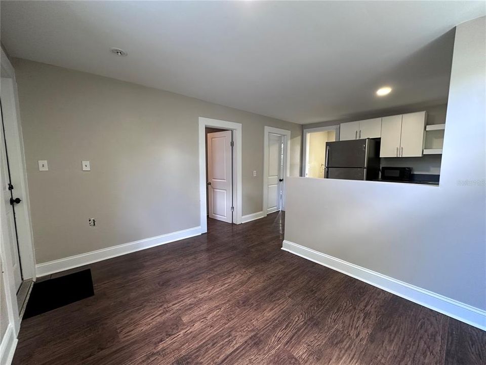 For Rent: $1,800 (2 beds, 1 baths, 576 Square Feet)