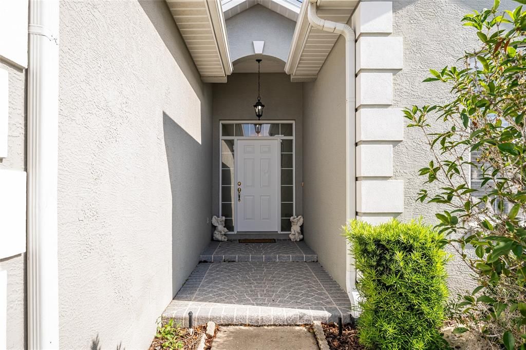 For Sale: $350,000 (3 beds, 2 baths, 2117 Square Feet)