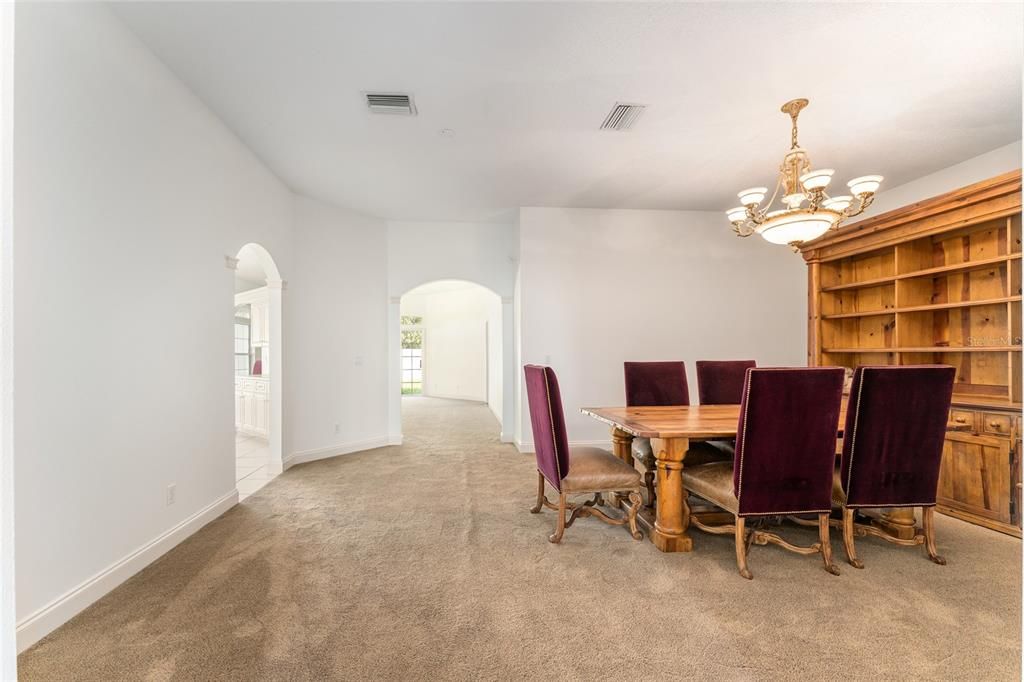 For Sale: $350,000 (3 beds, 2 baths, 2117 Square Feet)