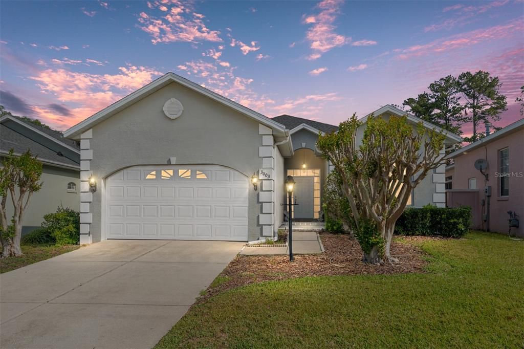 For Sale: $350,000 (3 beds, 2 baths, 2117 Square Feet)