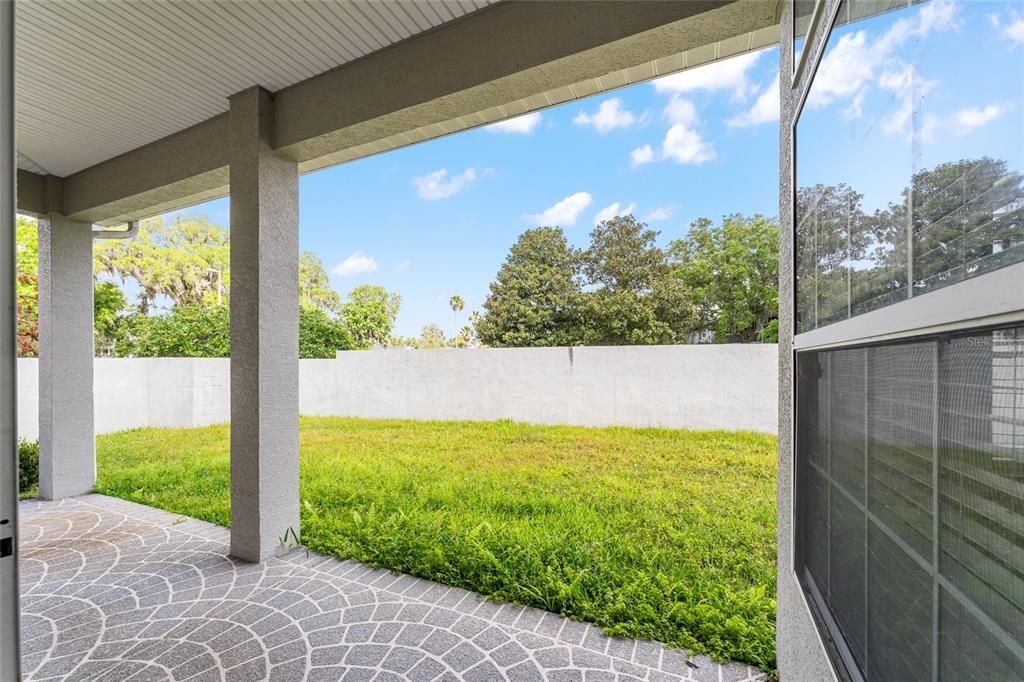 For Sale: $350,000 (3 beds, 2 baths, 2117 Square Feet)