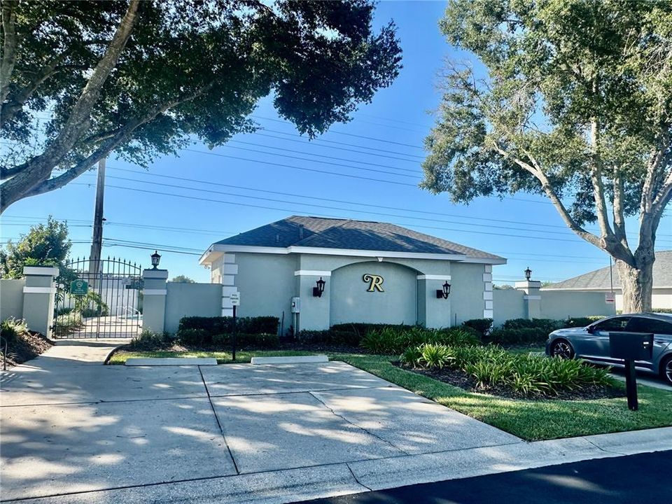 For Sale: $350,000 (3 beds, 2 baths, 2117 Square Feet)