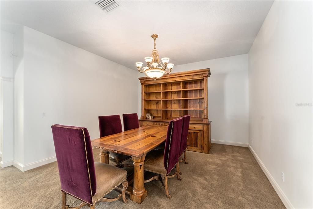 For Sale: $350,000 (3 beds, 2 baths, 2117 Square Feet)