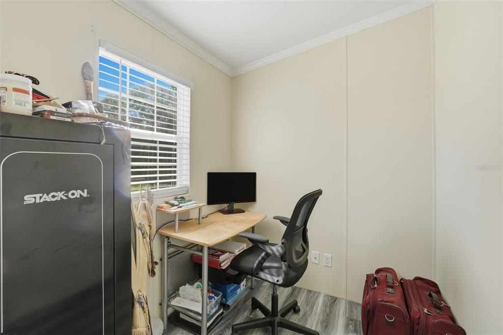 Activo con contrato: $285,000 (2 camas, 2 baños, 1404 Pies cuadrados)