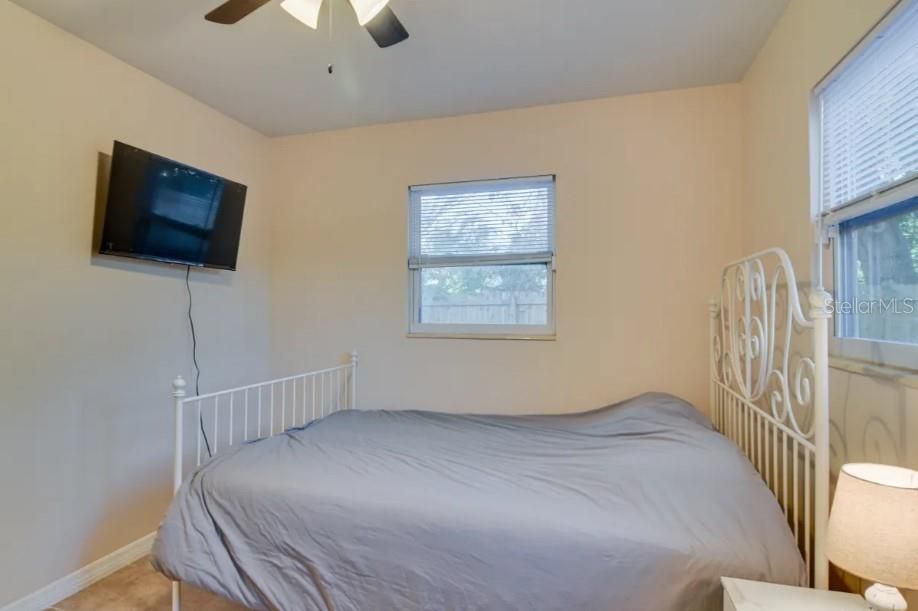 For Rent: $2,375 (3 beds, 2 baths, 1181 Square Feet)