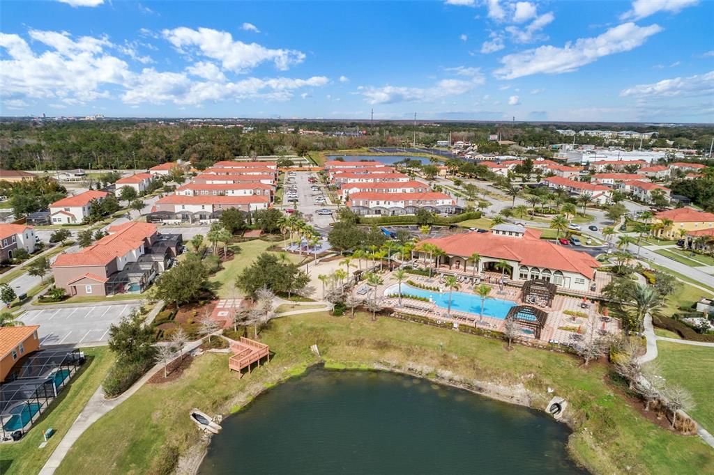 En Venta: $470,000 (4 camas, 4 baños, 2081 Pies cuadrados)