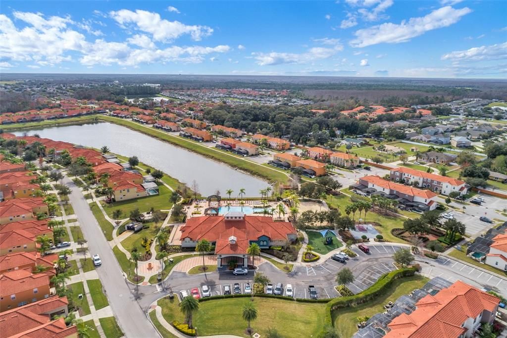 En Venta: $470,000 (4 camas, 4 baños, 2081 Pies cuadrados)