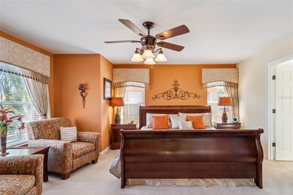 En Venta: $470,000 (4 camas, 4 baños, 2081 Pies cuadrados)