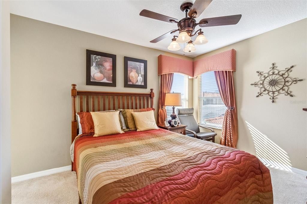 En Venta: $470,000 (4 camas, 4 baños, 2081 Pies cuadrados)