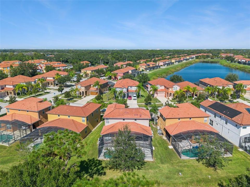 En Venta: $470,000 (4 camas, 4 baños, 2081 Pies cuadrados)