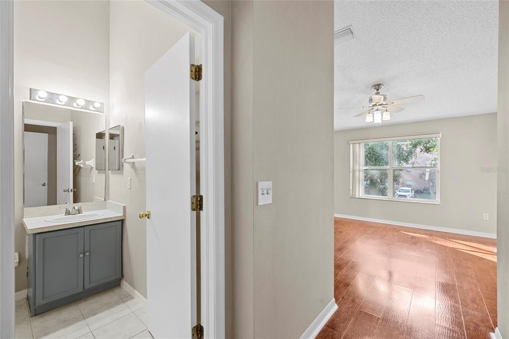 待售: $242,000 (3 贝兹, 3 浴室, 1412 平方英尺)