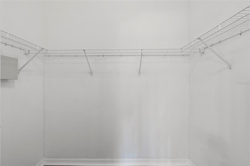 待售: $242,000 (3 贝兹, 3 浴室, 1412 平方英尺)