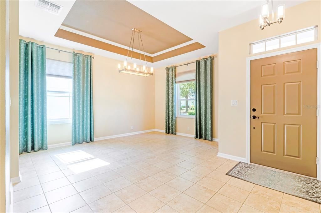 For Sale: $374,900 (3 beds, 2 baths, 1894 Square Feet)