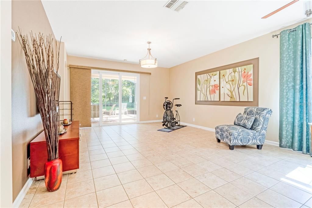 For Sale: $374,900 (3 beds, 2 baths, 1894 Square Feet)