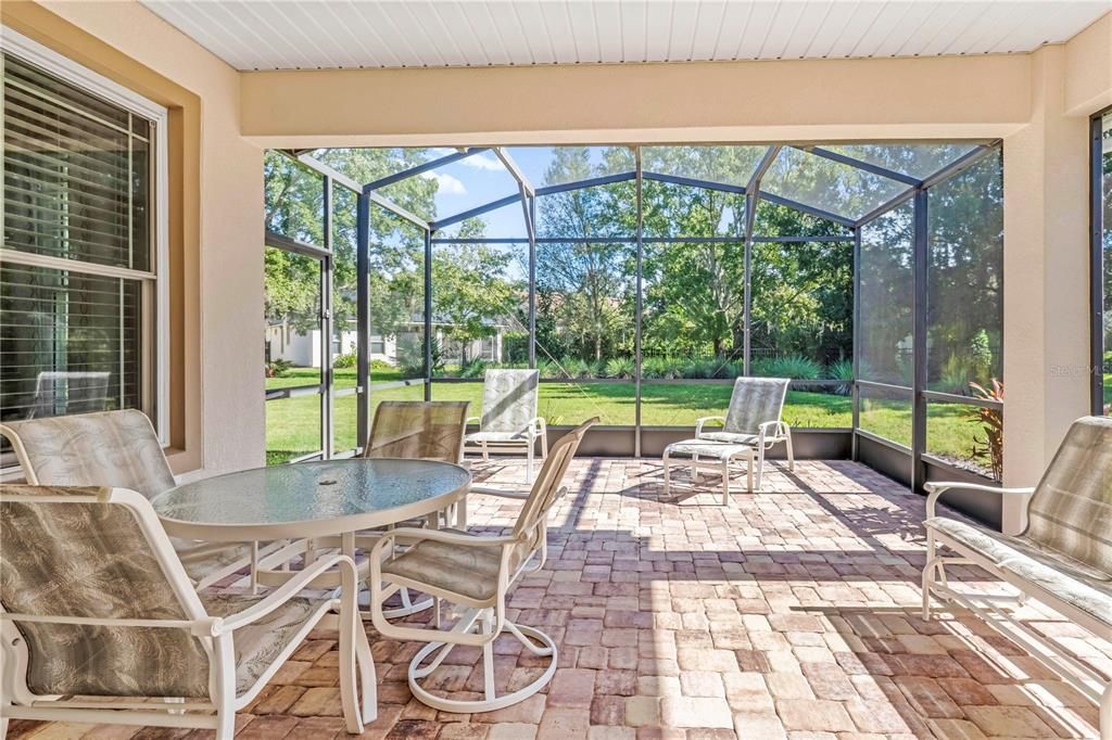 For Sale: $374,900 (3 beds, 2 baths, 1894 Square Feet)