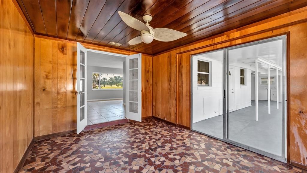 Activo con contrato: $269,900 (3 camas, 2 baños, 1212 Pies cuadrados)